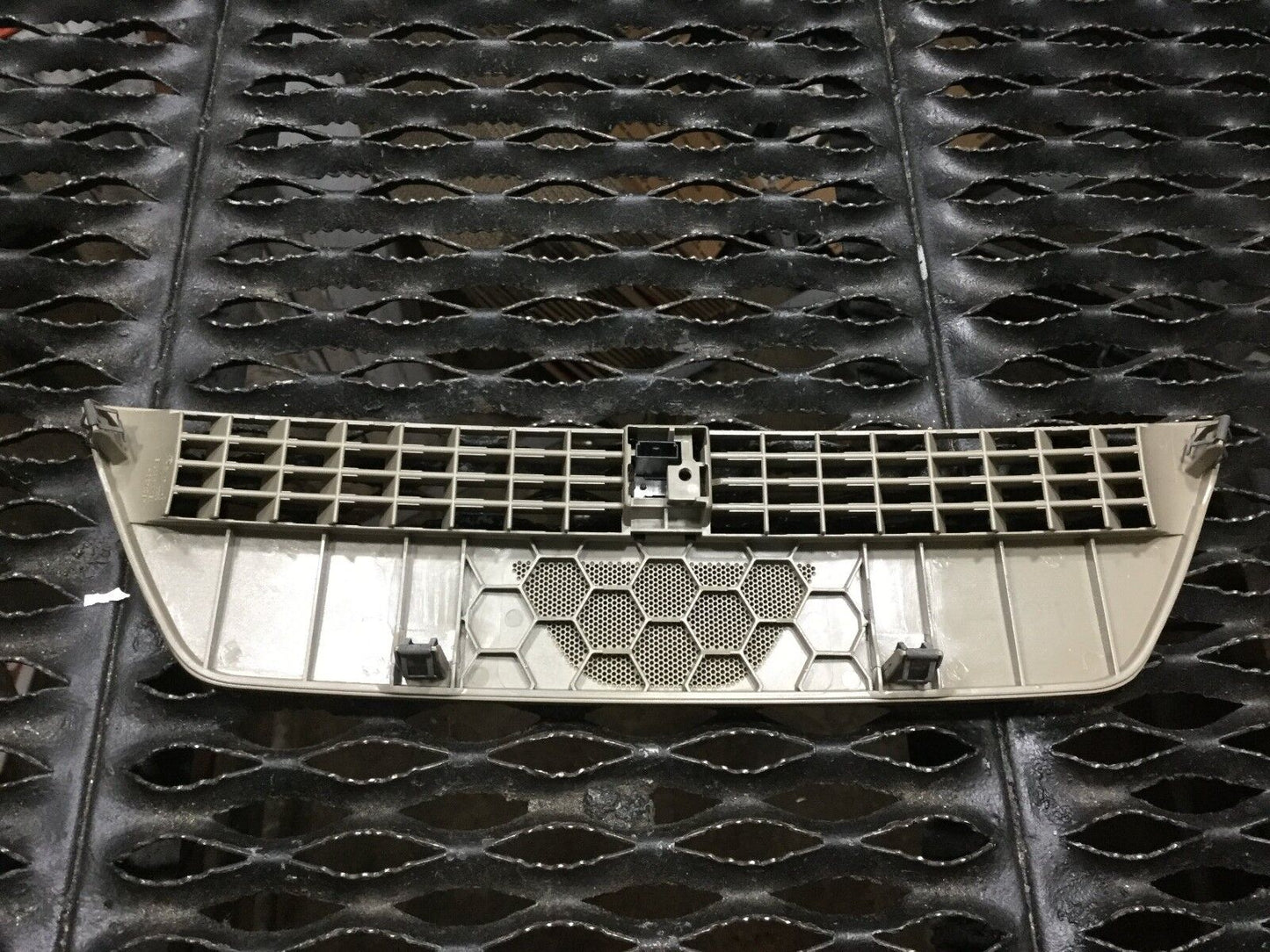 05 06 07 08 Audi A4  Center Dash Air Vent Grille / Light Senssor  OEM