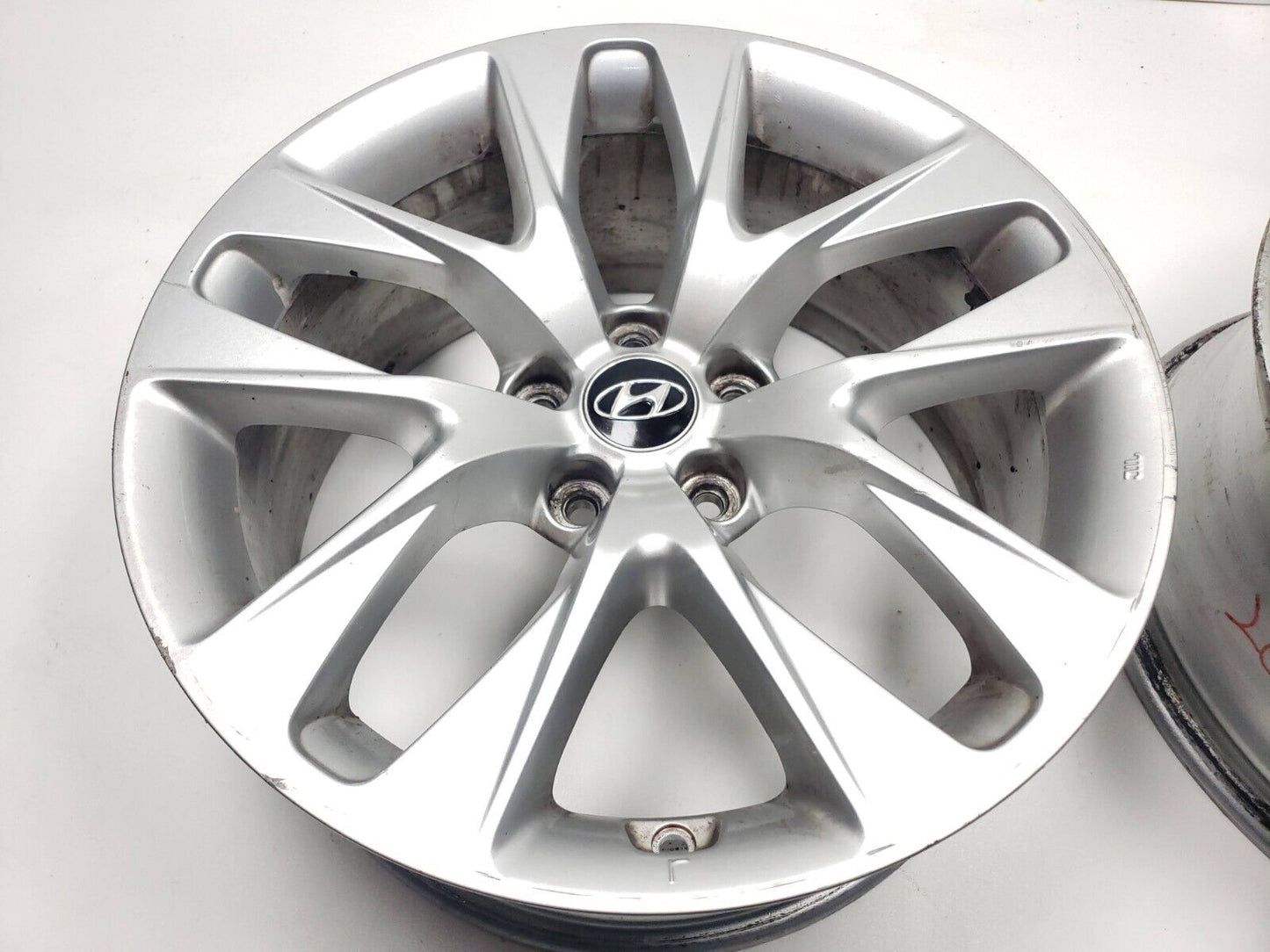 2013-2016 Genesis Coupe Wheel Rim 18x8 Pair OEM