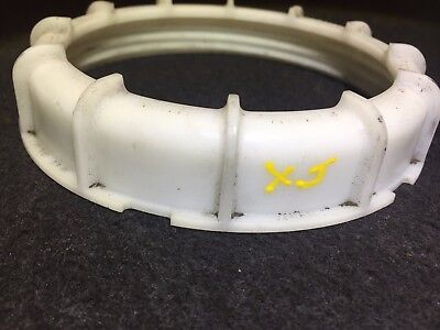 04 05 06 07 08 Jaguar Xj8 Vanden Plas 4.2l Fuel Pump Bracket Ring Nut 2pcs OEM