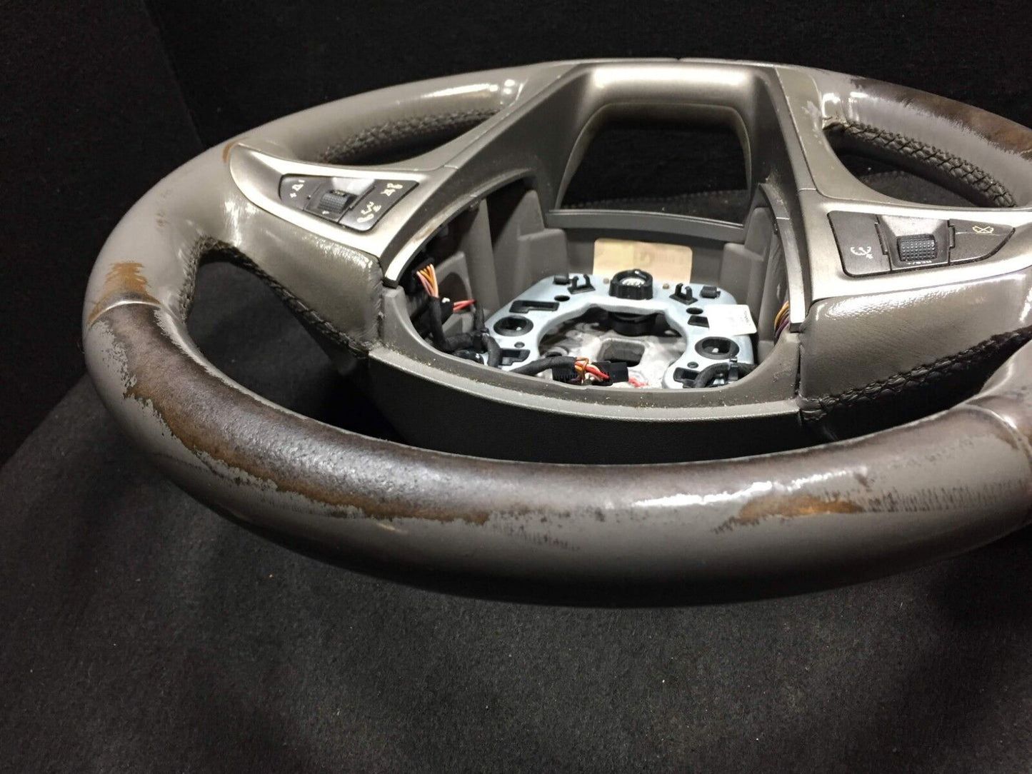 11 12 13 Buick Lacrosse Steering Wheel W/ Control Button OEM D29