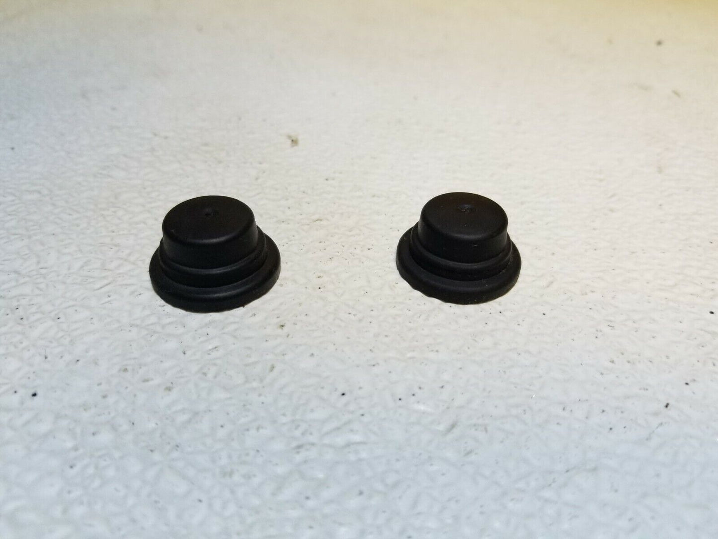 09 10 11 12 Mitsubishi Eclipse Wiper Arm Bolt Cap Cover 2pcs OEM 51k