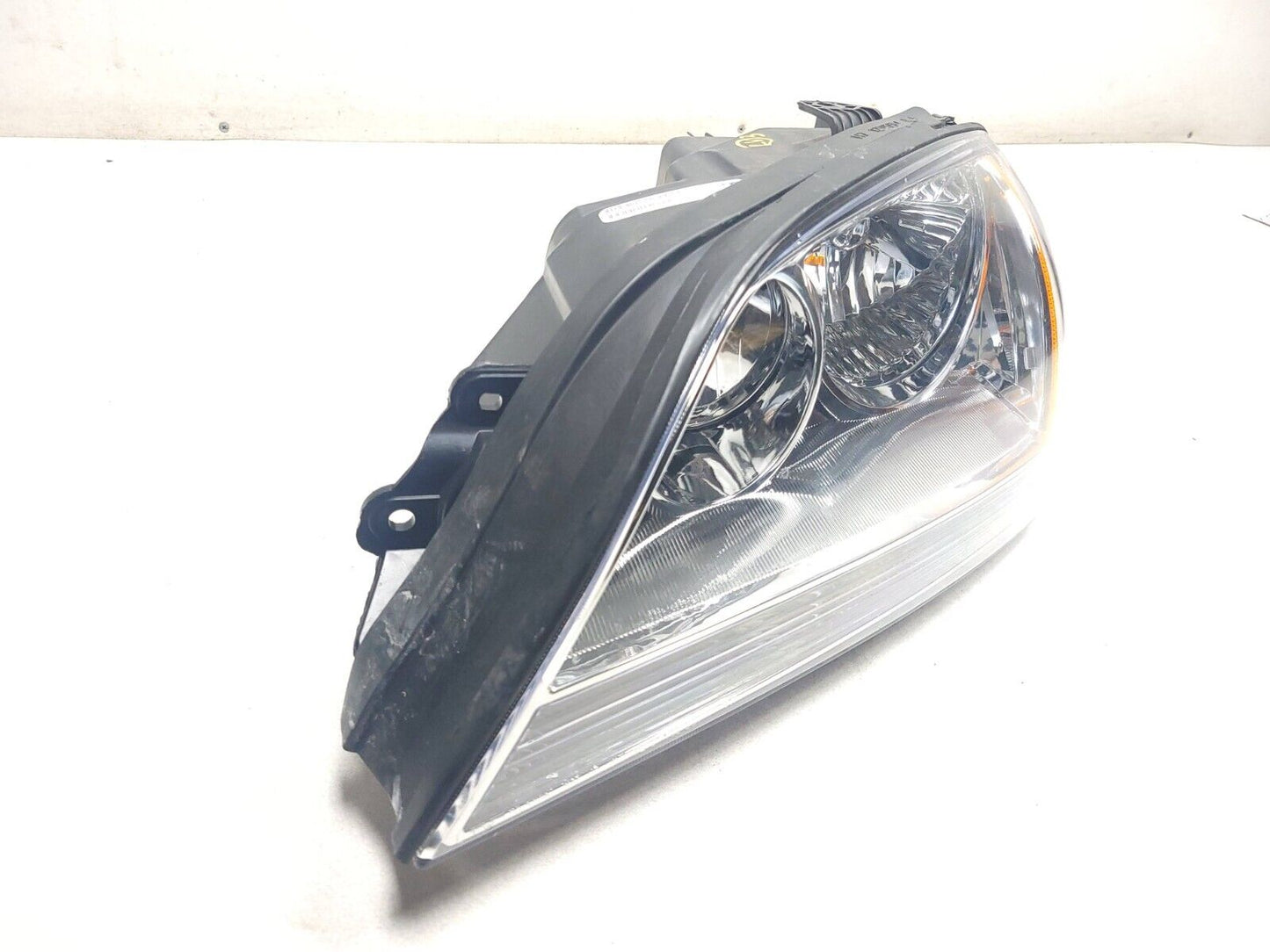 05-06 Kia Sorento Headlight Left Driver Side *aftermarket* - Tyc