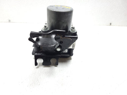 2014 2015 Infiniti Q60 ABS Anti Lock Brake Pump 476601nl2a OEM