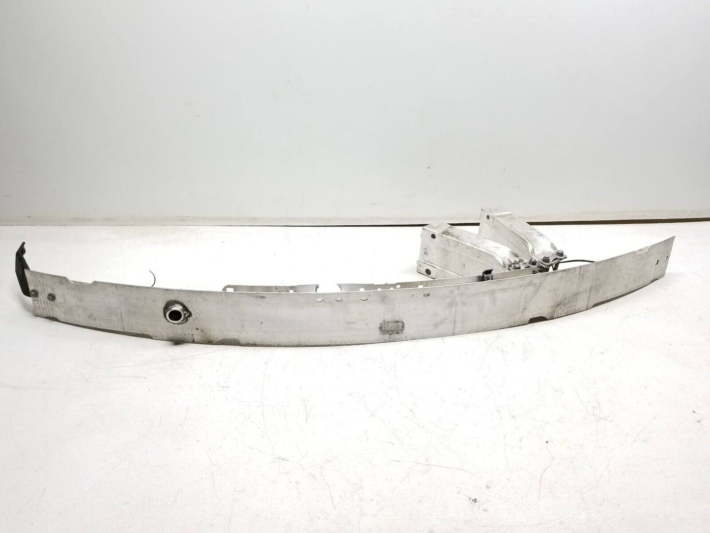 12 13 14 Mercedes-benz C300 Front Bumper Reinforcement Bar 2046204100  OEM