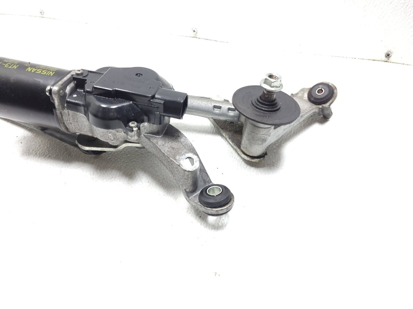 2014 2015 Infiniti Q60 Windshield Wiper Motor & Linkage Transmission OEM