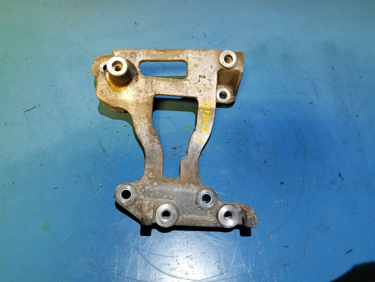 13 14 15 Honda Civic Sdn 1.8l Engine Mount Bracket OEM 89k