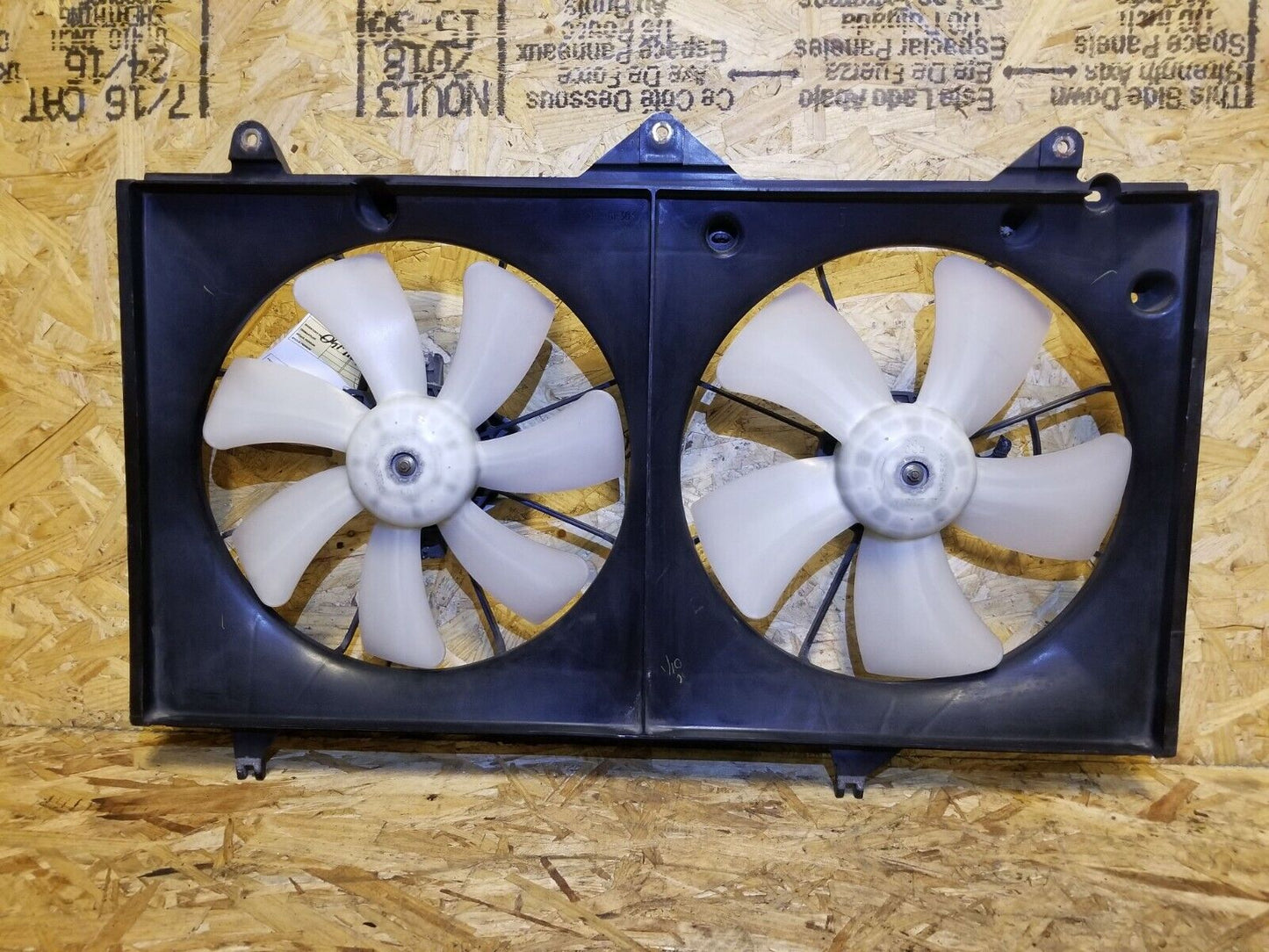 05 2005 Toyota Camry Radiator Cooling Fan Motor Fan Behind Radiator OEM 84k