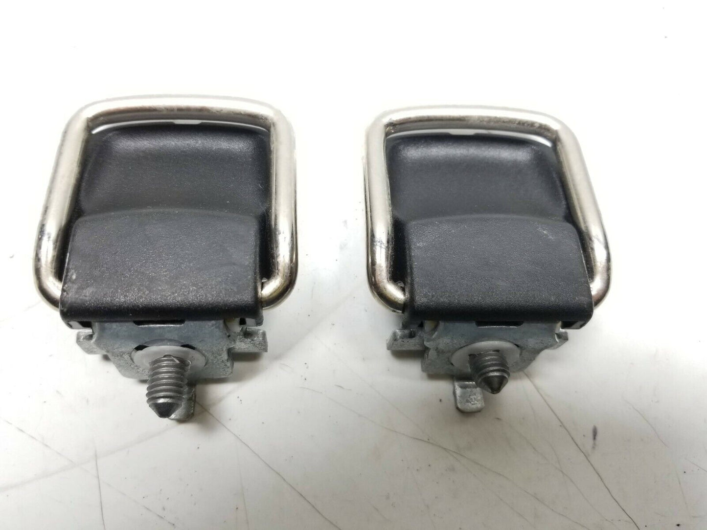 09 11 12 13 14 15 16 17 VW Tiguan Trunk Cargo Hook 2pcs OEM 43k