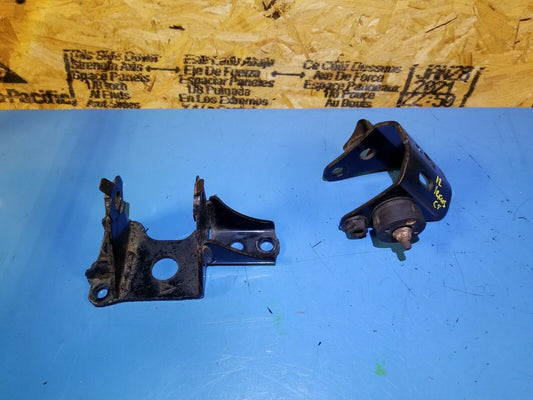 11 12 13 14 15 Lexus CT200h Transmission Mount Bracket OEM