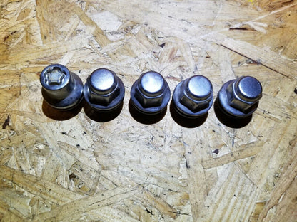 2014 2015 Infiniti Q40 Wheel Lug Nut Bolt W/ Anti Thief Nut 20pcs  OEM 34k