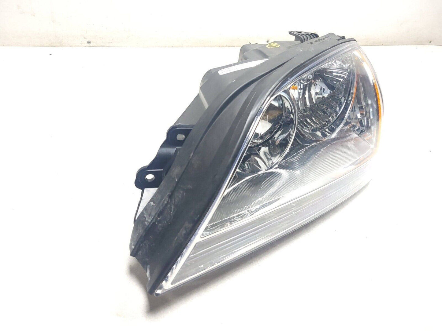 05-06 Kia Sorento Headlight Left Driver Side *aftermarket* - Tyc