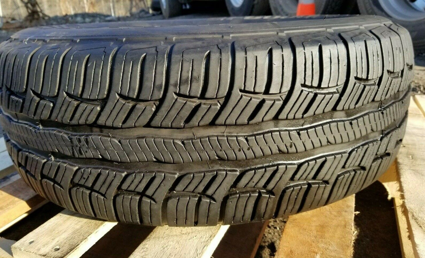 Used Tire BFGoodrich Advantage 255/65 R18 111t M+s 8.5/32