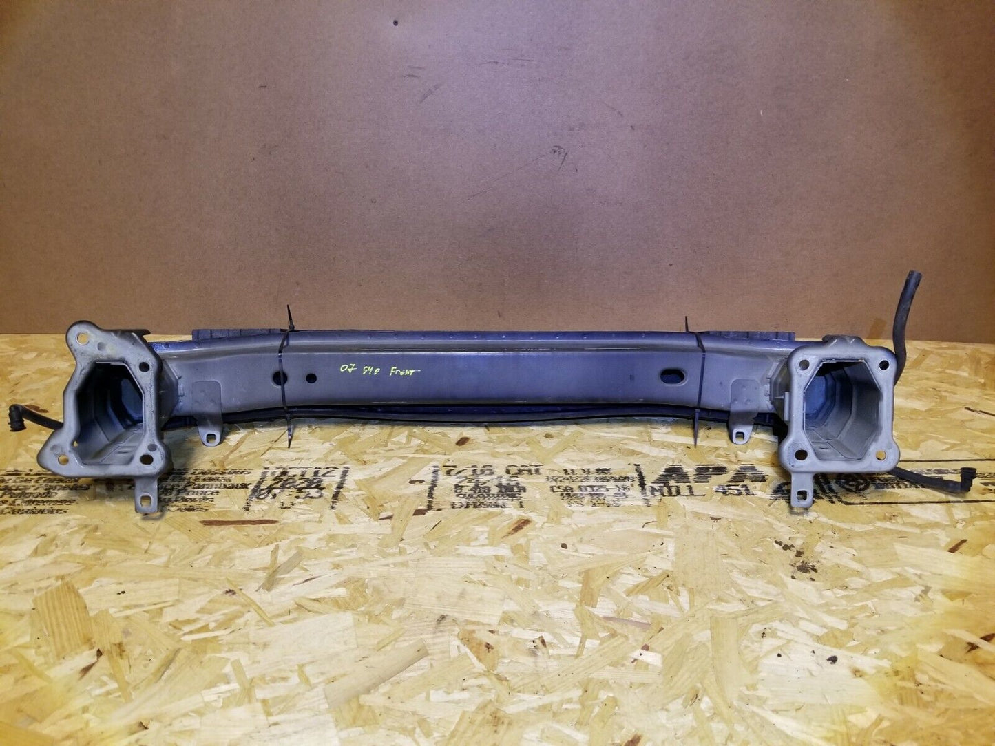 05 06 07 08 09 Volvo S40 Front Bumper Reinforcement Absorber Bar W/ Foam OEM