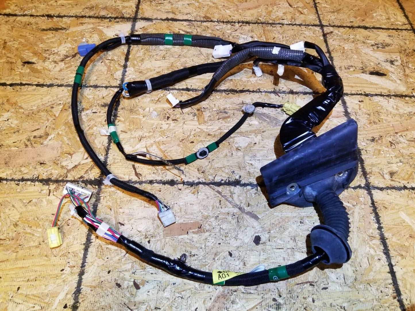 11 12 13 14 15 Lexus CT200h Front Left Driver Side Door Wire Harness OEM