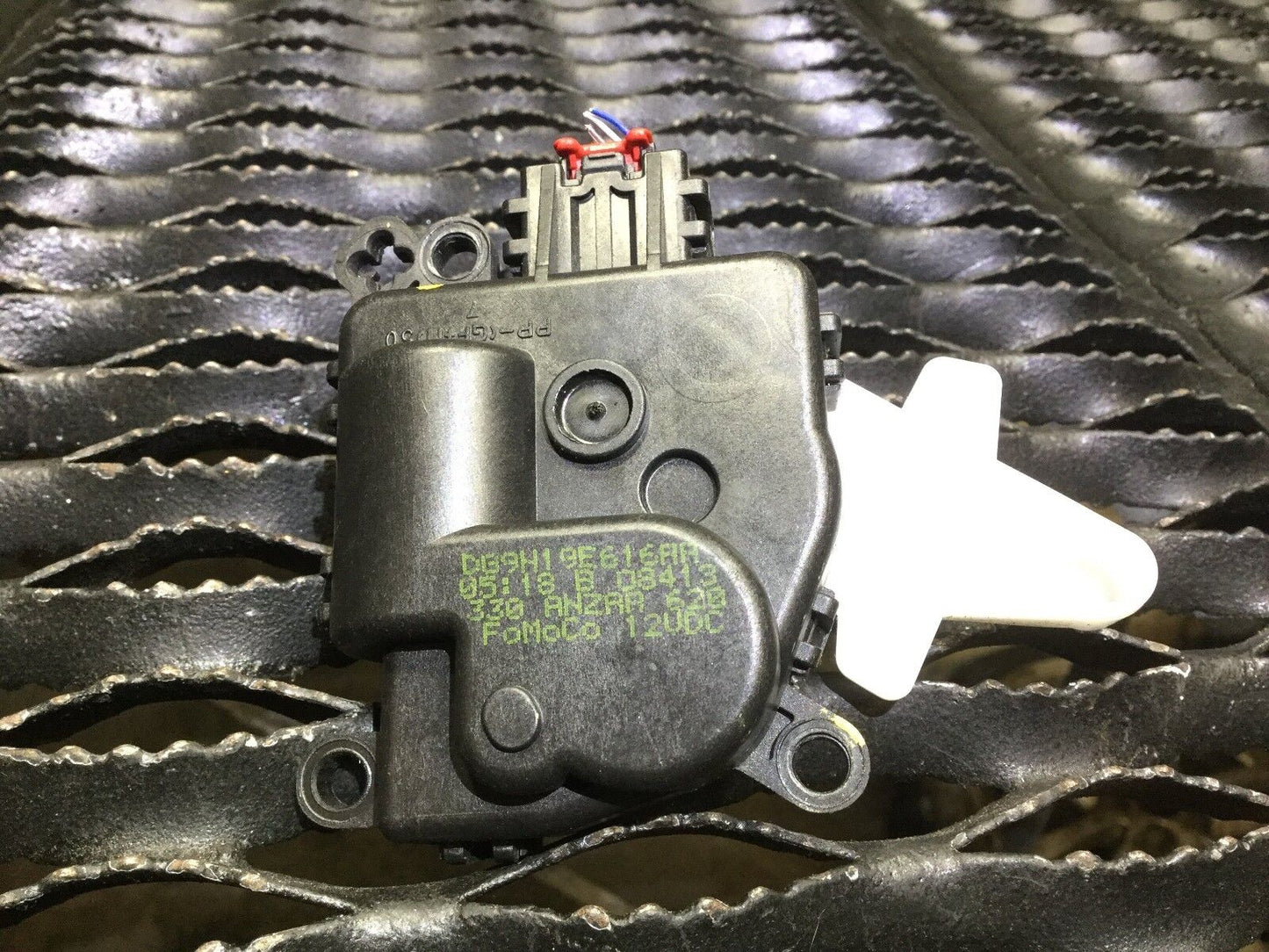 13 14 15 16 Ford Fusion HVAC AC Heater Blend Door Actuator Motor OEM