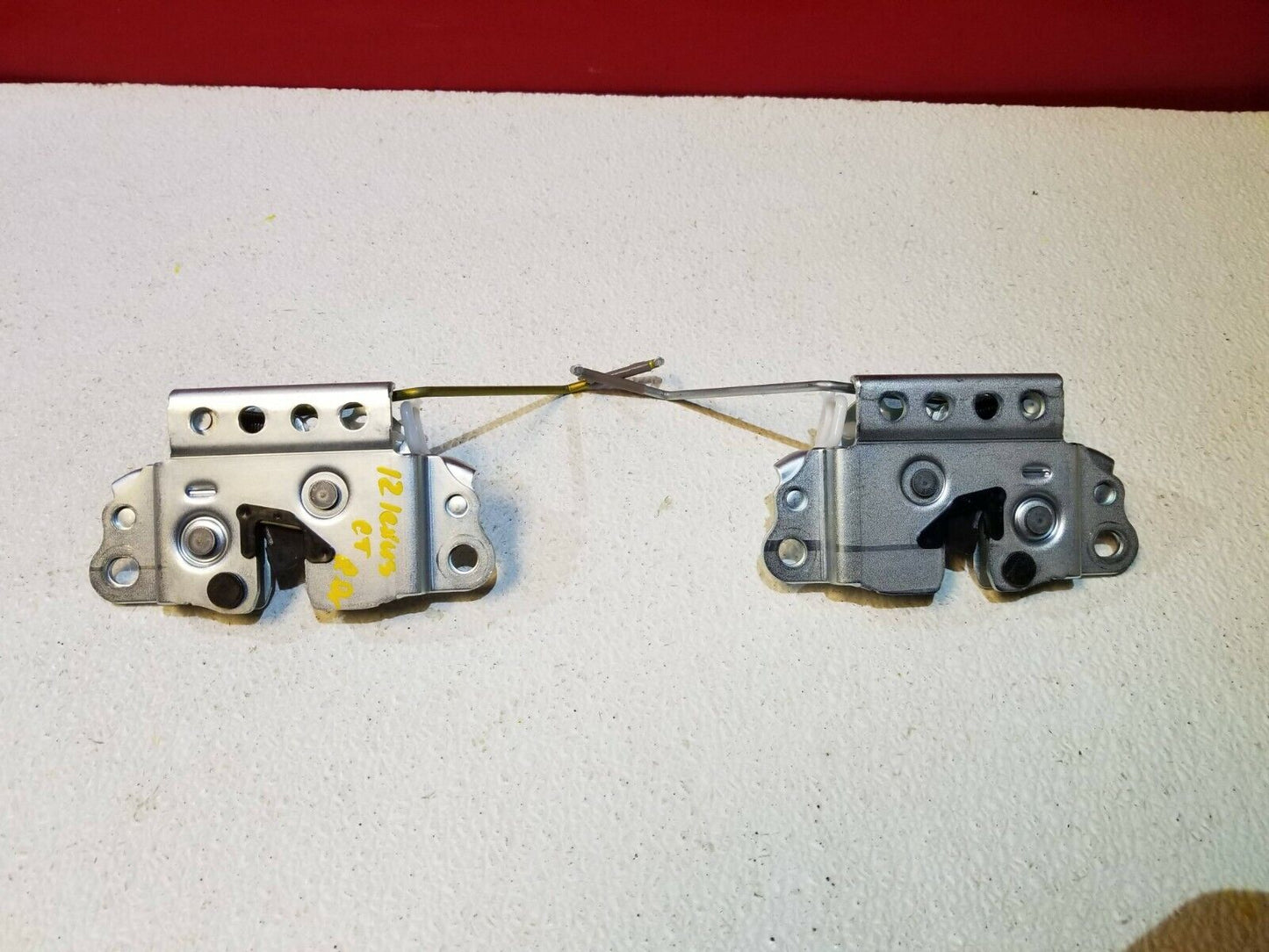 11 12 13 14 15 Lexus CT200h Rear Seat Down Fold Lock Pair OEM