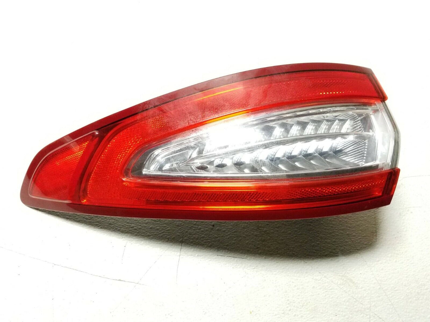 13 14 15 16 Ford Fusion Rear Right Passenger Side Tail Light OEM