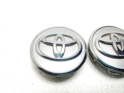 Toyota Wheel Center Hub Cap 2pcs 42603-02220 OEM