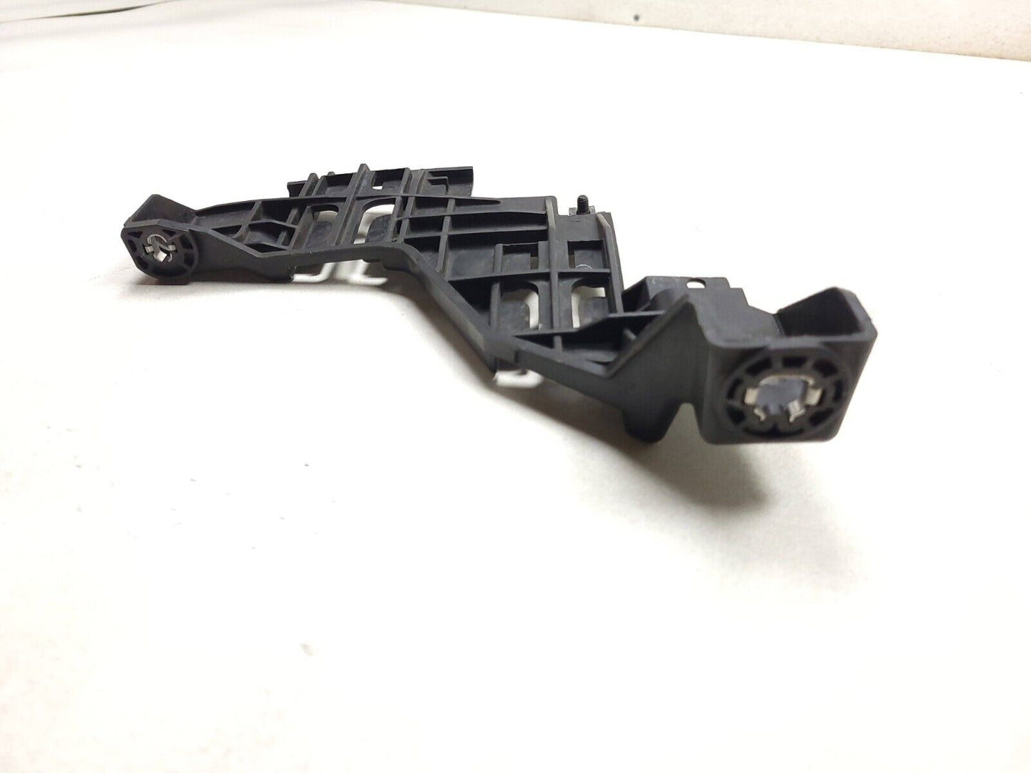 2009-2017 Audi Q5 Headlight Bracket Driver Left Side OEM