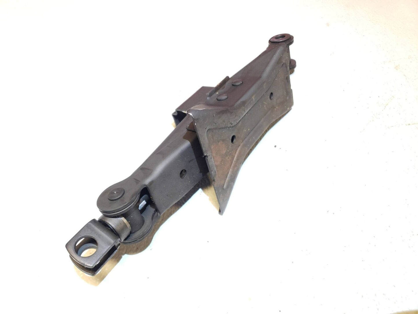 2007 - 2013 Suzuki SX4 Emergency Scissor Jack  OEM