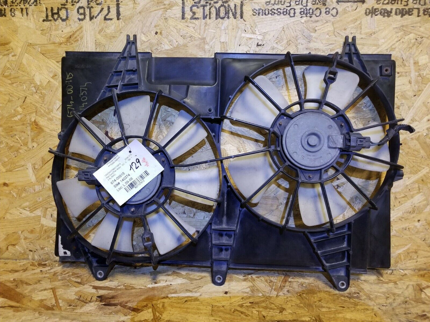 06 2006 Cadillac CTS Radiator Cooling Fan Motor Fan Behind Radiator OEM