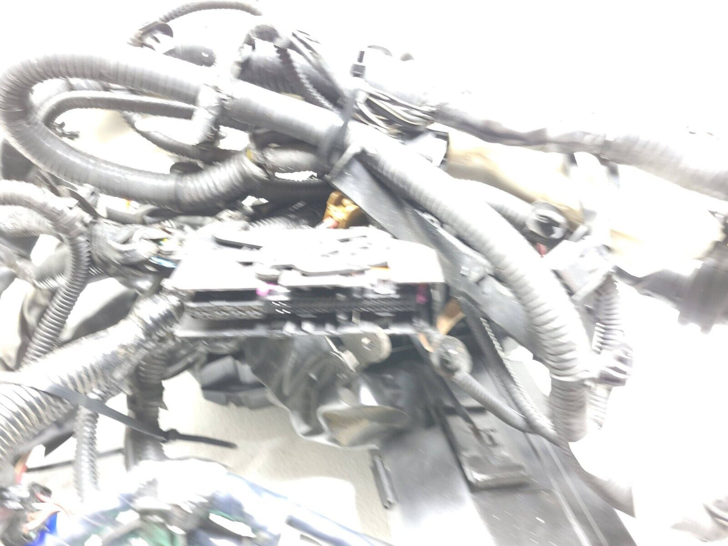 2014 2015 Infiniti Q60 Engine Bay Wire Harness W/ Fuse Box OEM