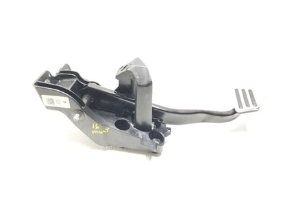 15 16 17 Ford Mustang Gt Brake Pedal OEM