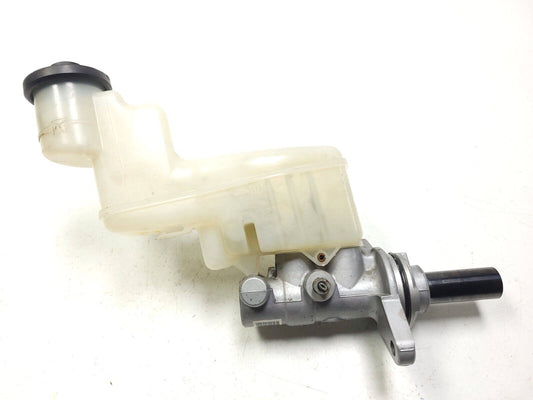 2007-2009 Toyota Camry Brake Master Cylinder 2.4l At OEM