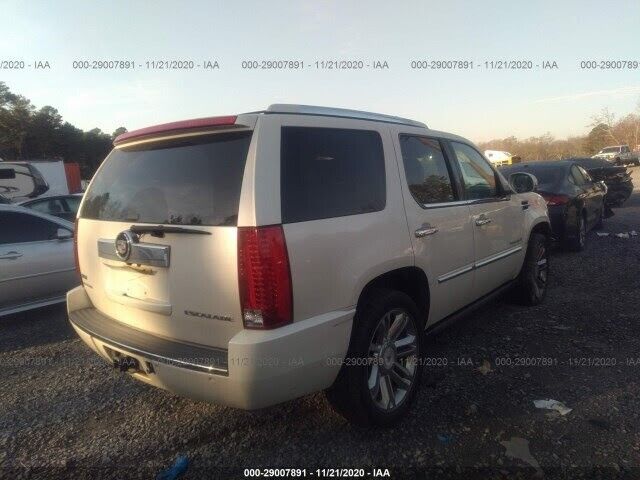 08 09 10 11 12 13 14 Escalade Rear Trunk Weatherstrip Seal OEM