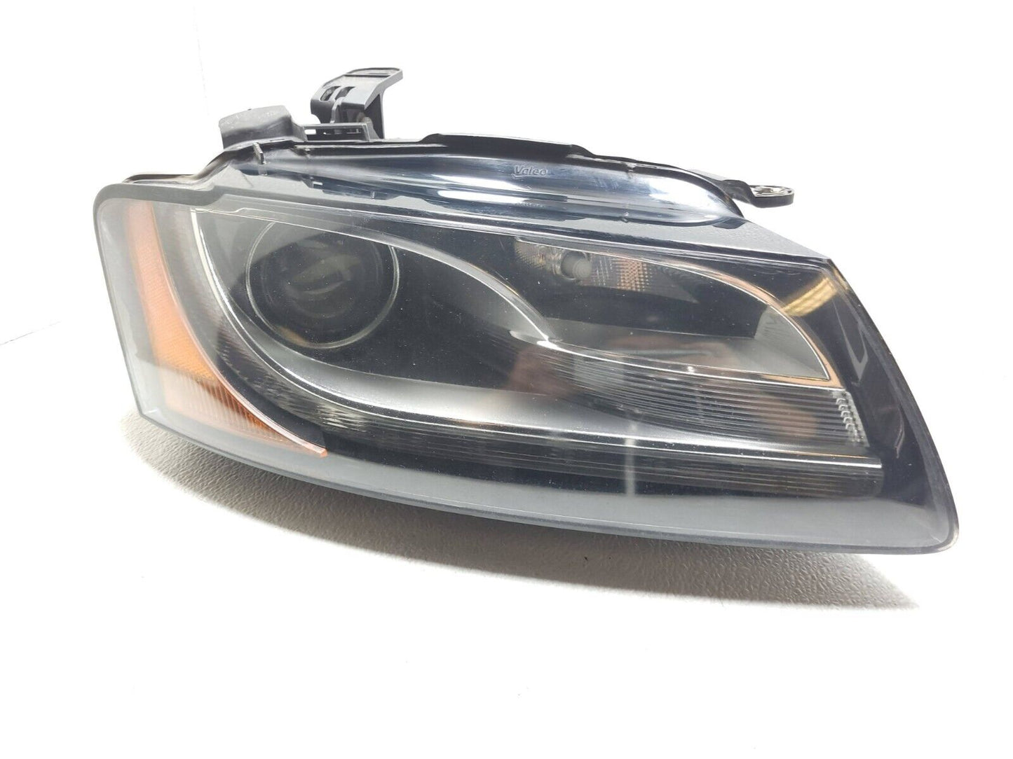 08 09 10 11 Audi A5 Coupe Headlight Passenger Side Right  8t0941004am OEM