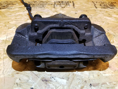 04 05 06 07 BMW 530xi E60 AWD Front Right Passenger Side Brake Caliper OEM