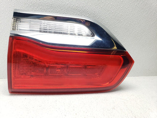 14 15 16 17 Jeep Grand Cherokee Passenger Right Inner Tail Light OEM