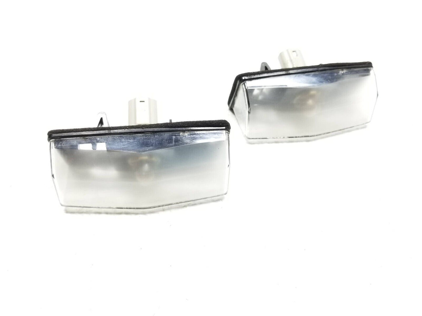 11 12 13 14 15 Toyota Prius Rear License Plate Light Lamp 2pcs OEM