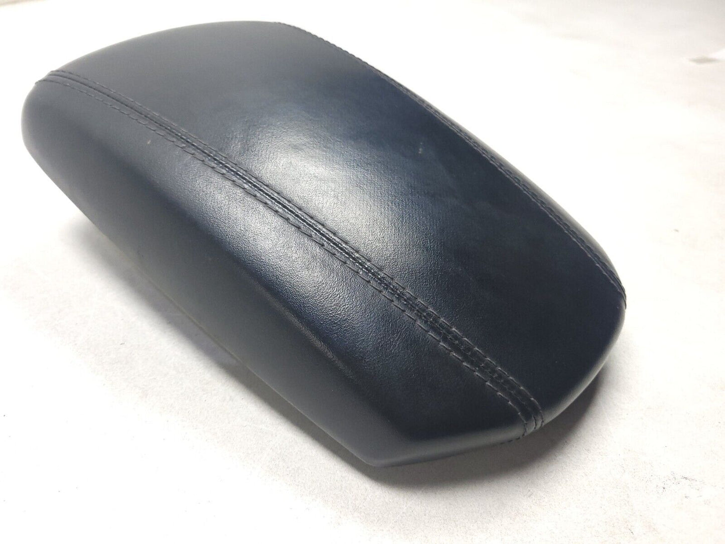 2013-2016 Genesis Coupe Center Console Arm Rest Lid OEM