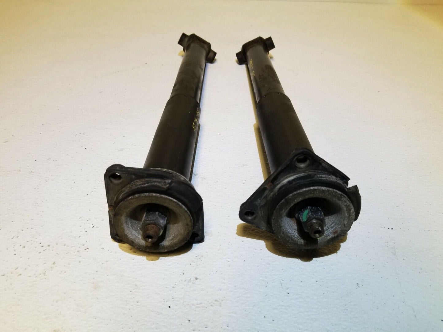 05 06 07 08 09 Volvo S60 Rear Shock Strut Absorber Pair OEM