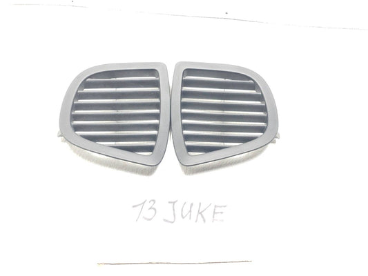 11 12 13 14 Nissan Juke Trunk Air Vent Pair 849531ka0a OEM