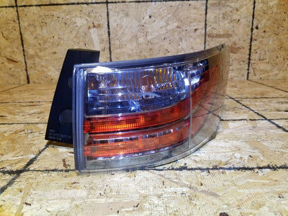 11 12 13 14 15 Lexus CT200h Right Passenger Tail Light OEM