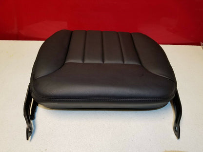 07 08 09 10 Mercedes R350 Rear Seat 3rd Row Left Driver Seat Lower Cushion