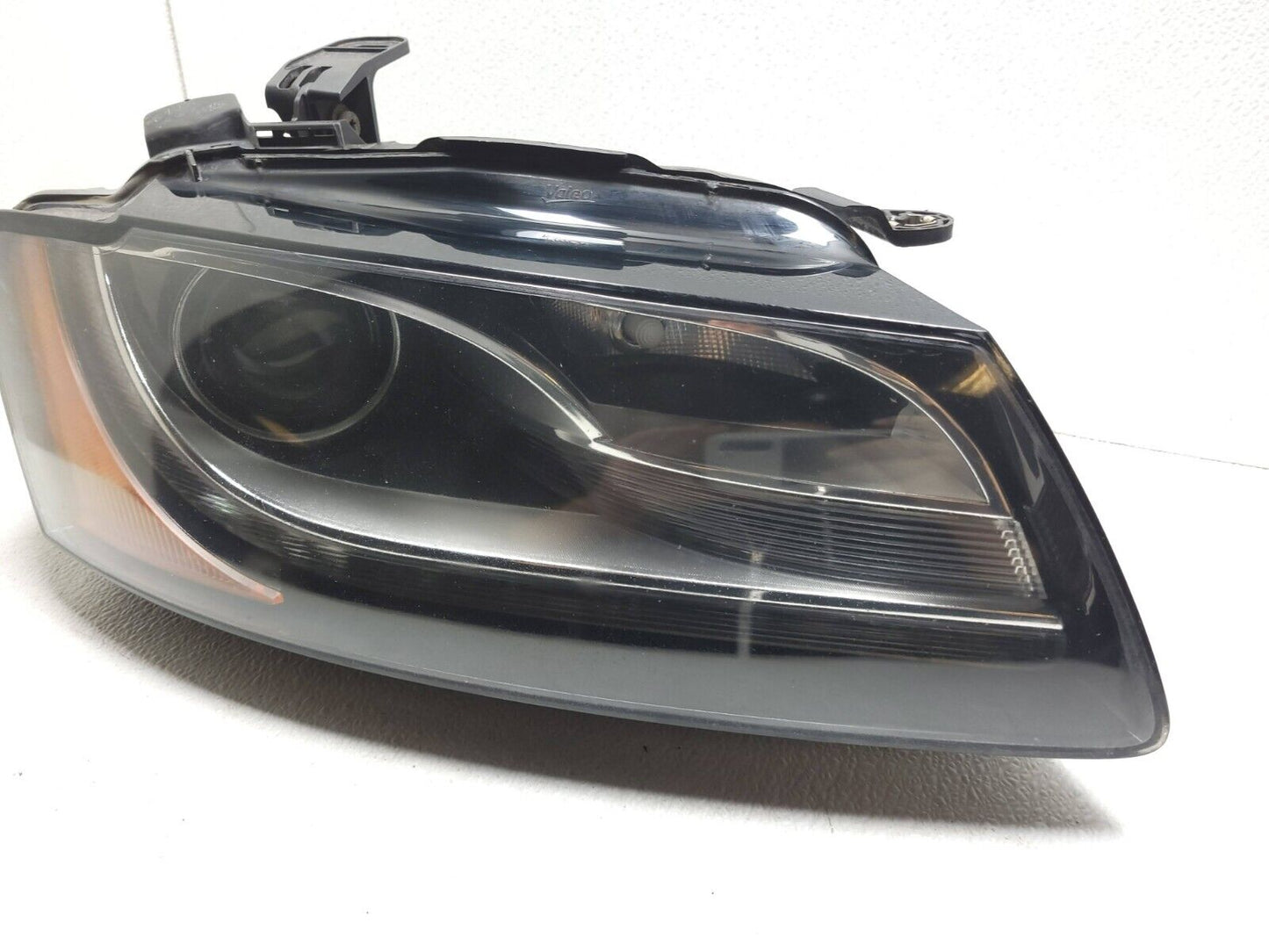 08 09 10 11 Audi A5 Coupe Headlight Passenger Side Right  8t0941004am OEM