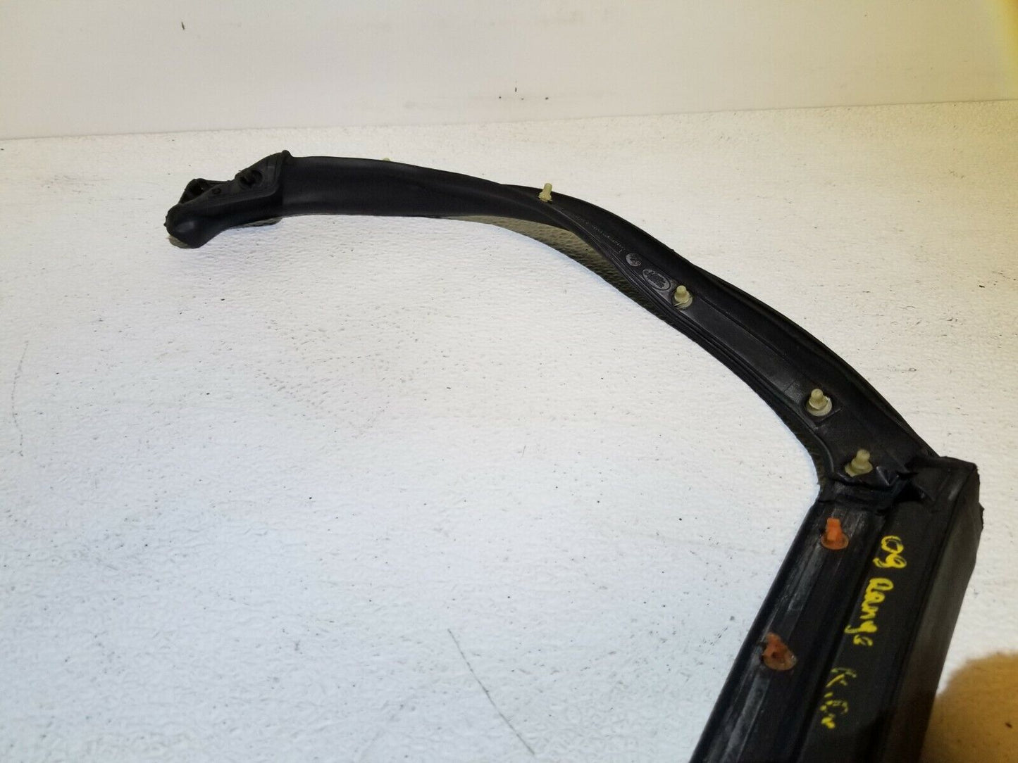 06 07 08 09 Range Rover Sport Door Weatherstrip Seal Rear Left Driver Side OEM