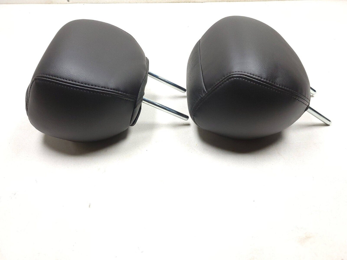 10-19 MKT Headrest Pair