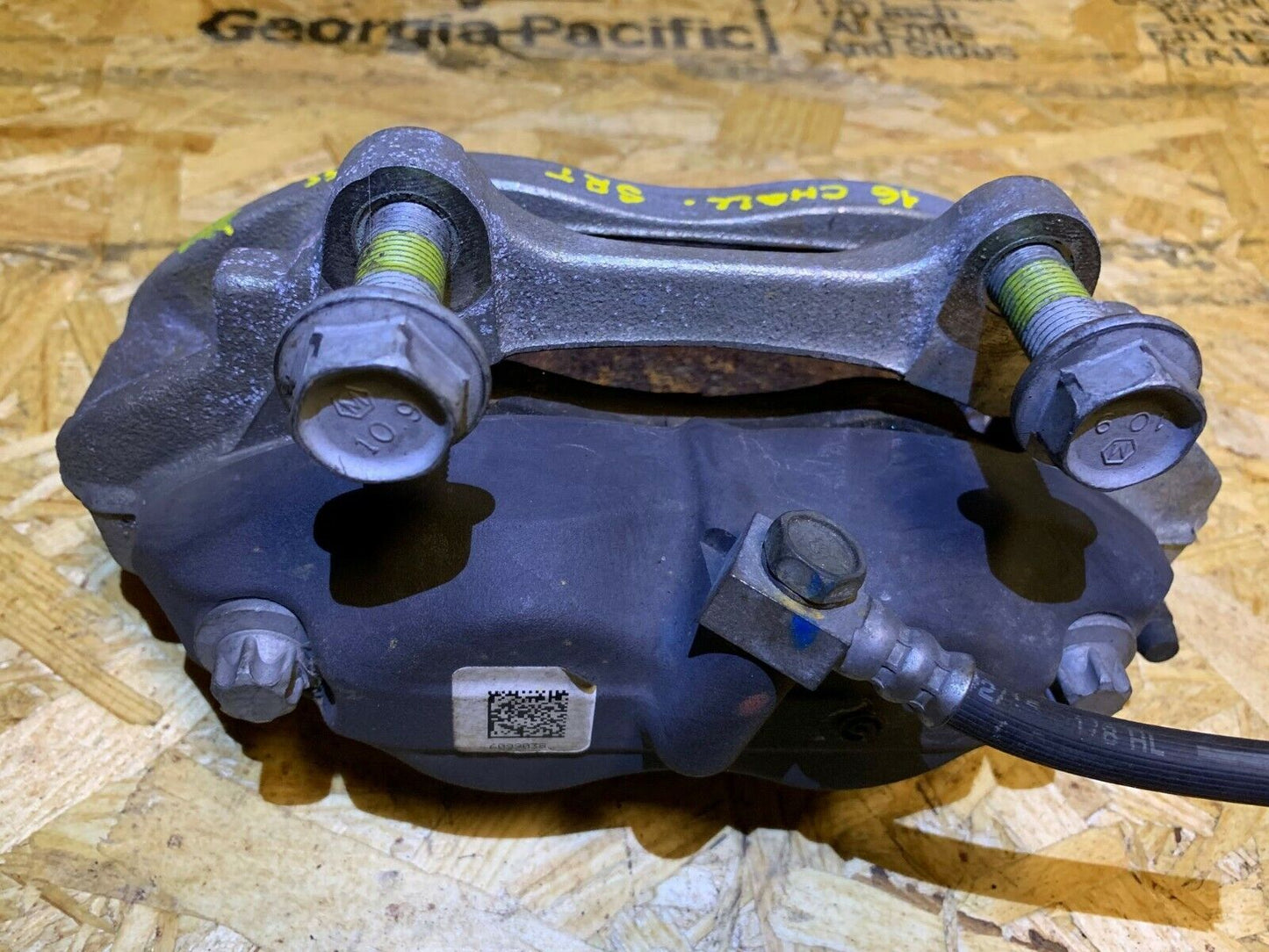 16 17 Dodge Challenger SRT 6.4l Front Right Brake Caliper Brembo OEM 12k Miles