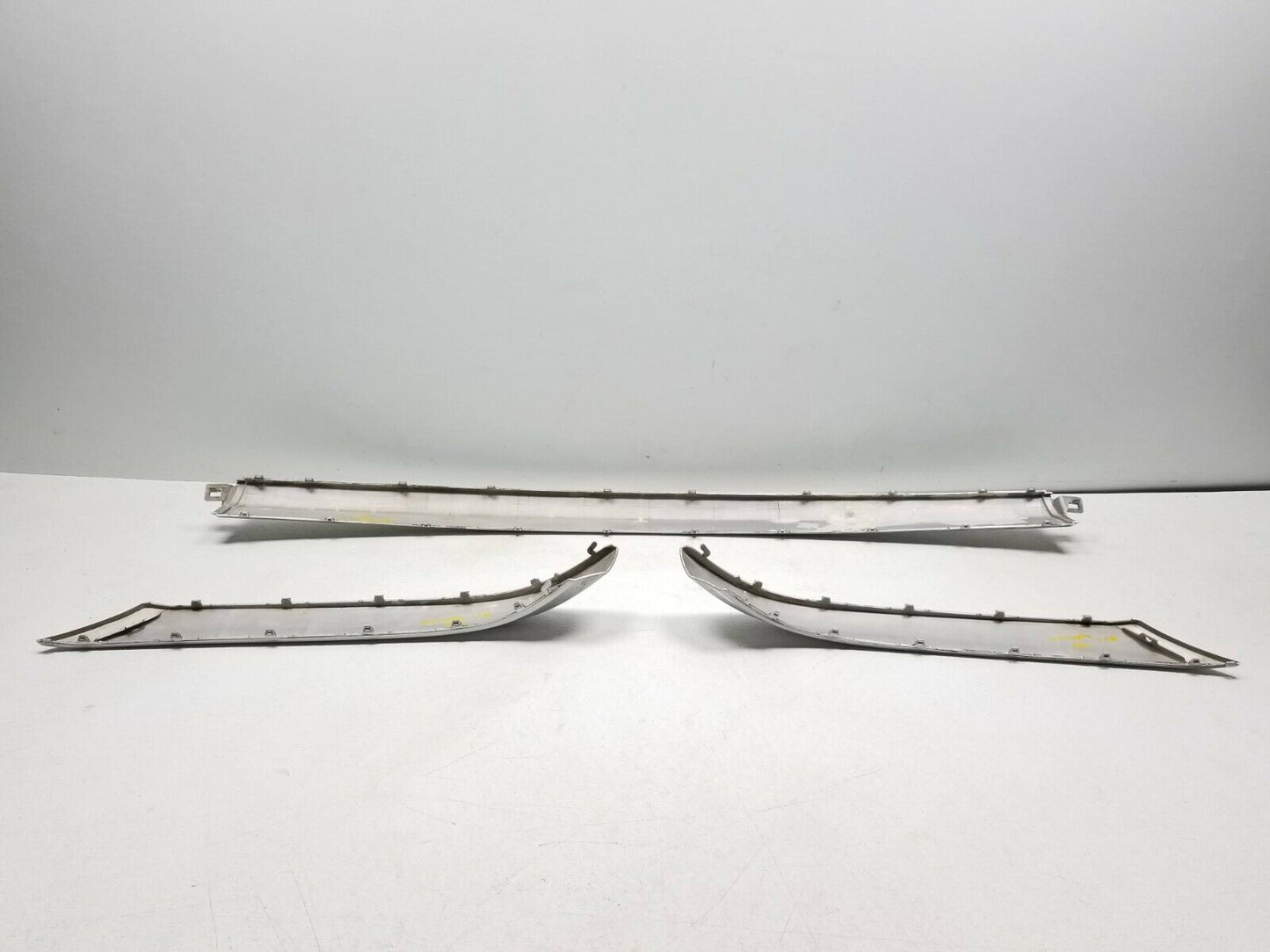 02 03 04 05 06 Mercedes Benz W203 C230 Coupe Rear Bumper Molding 3pcs OEM 77k