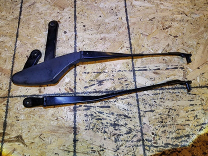 03 04 05 Mercedes-benz W220 S55 Amg Windshield Wiper Arm Pair OEM