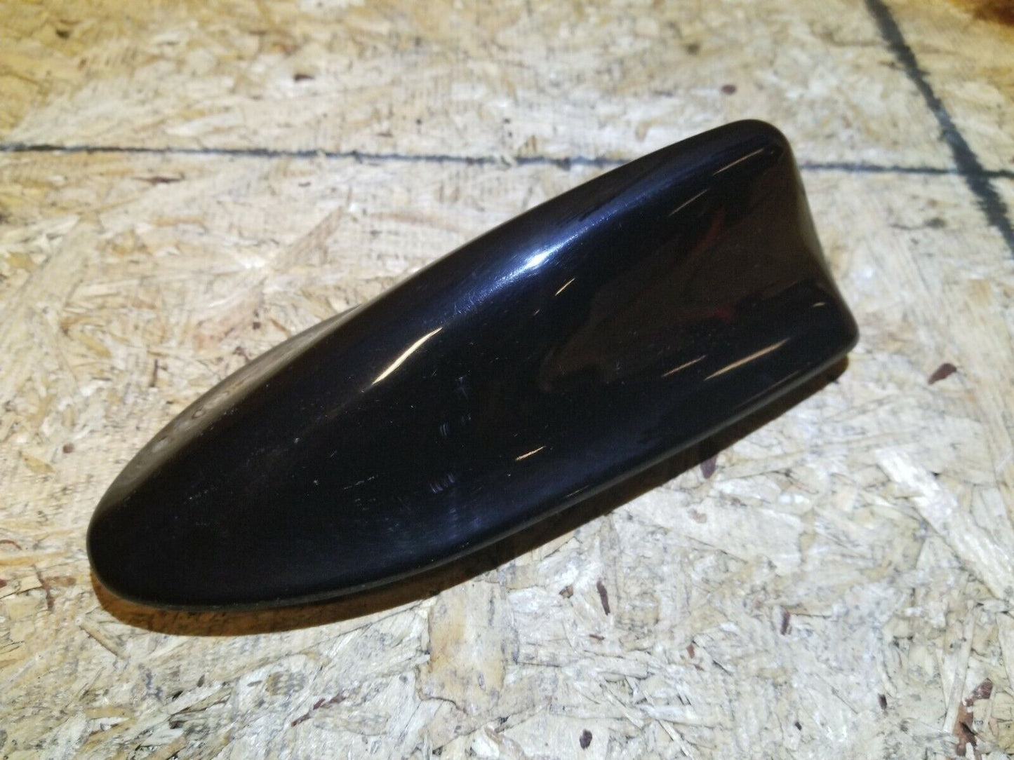 05 06 07 08 09 Volvo S40 Roof Shark Fin Antenna OEM