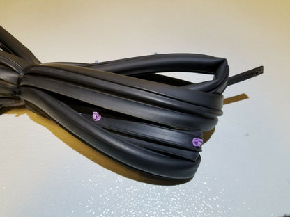 10 11 12 13 14 15 Lancer Rear Rigth Pass Door Weatherstrip Seal OEM 56k Miles