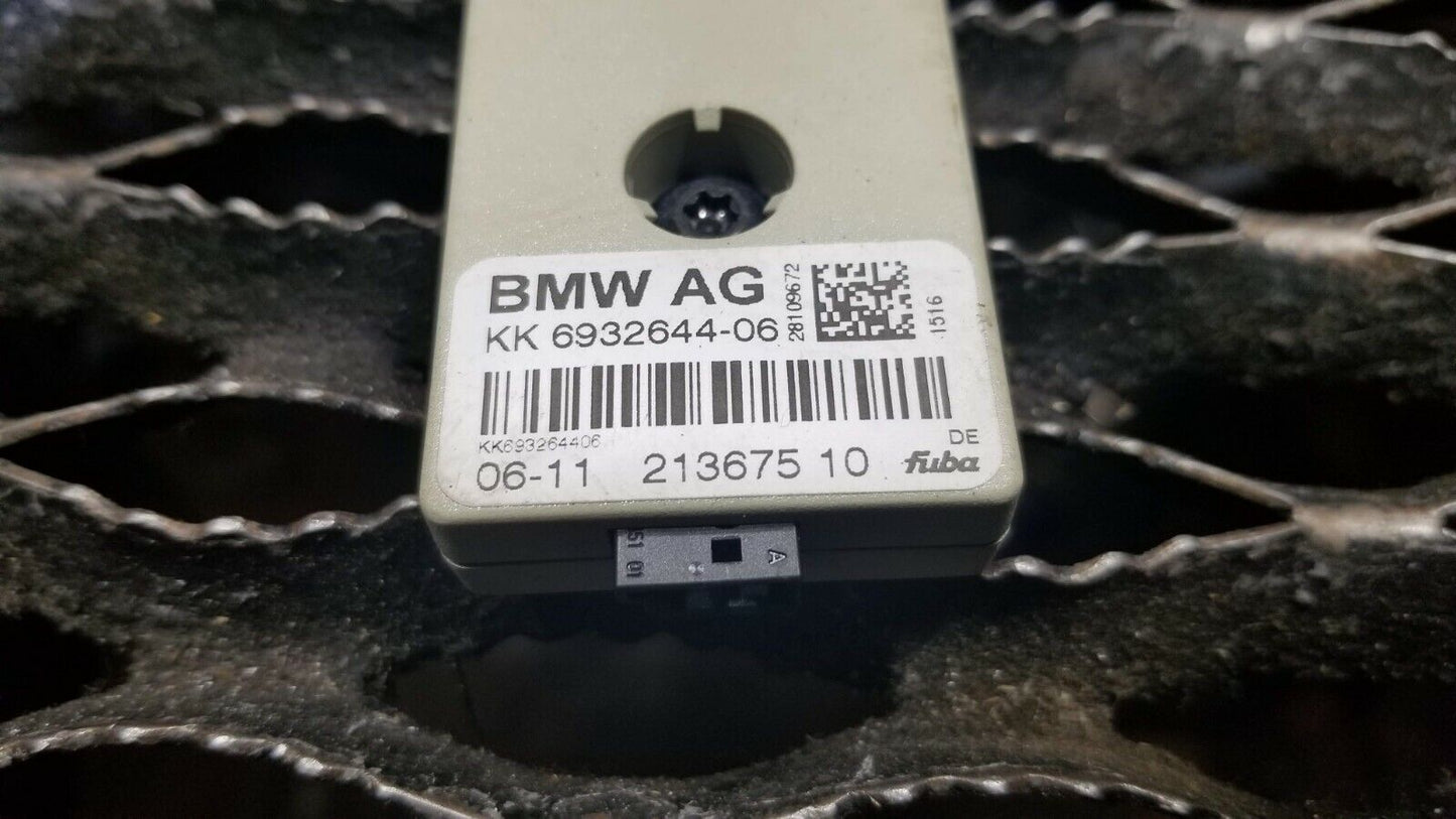 09 10 11 12 BMW 328xi E90 Antenna Amplifier Suppression Filter Module OEM