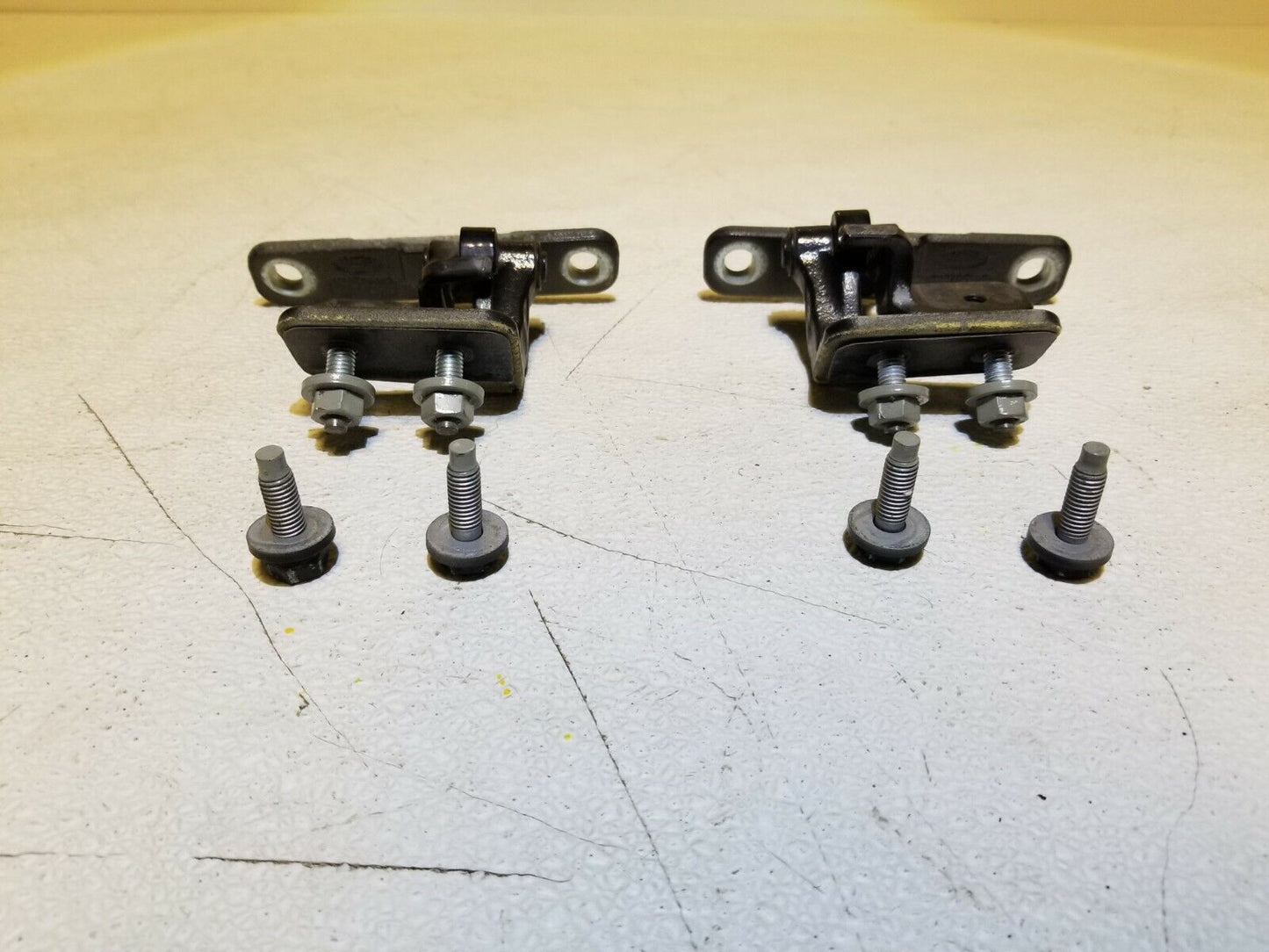 06 07 08 09 Range Rover Sport Trunk Tailgate Hinge Left & Right 2pcs OEM