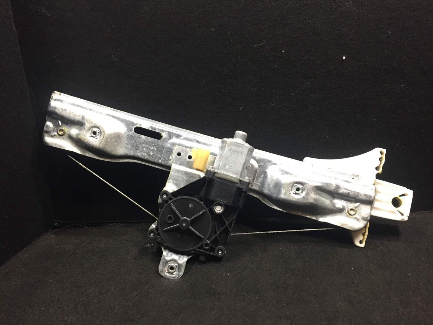 11 12 13 14 15 Buick Lacrosse Rear Left Driver Side Window Regulator OEM D29