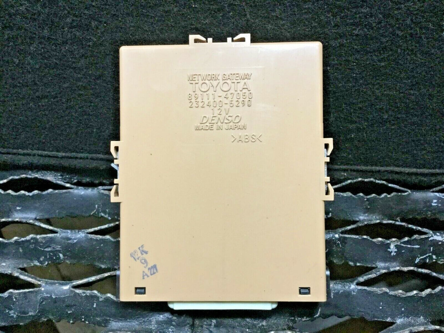 05 06 07 08 09 Toyota Prius Multiplex Network Module Computer 89111-47050 OEM